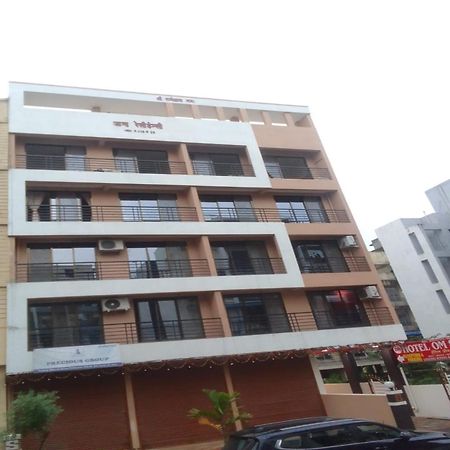 Hotel Om Sai Navi Mumbai Zewnętrze zdjęcie
